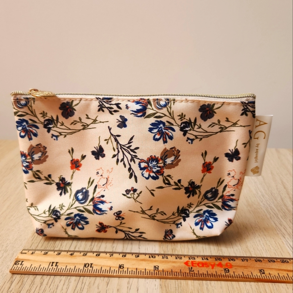 Japan AG by aquagirl cosmetic bag set x 1 set